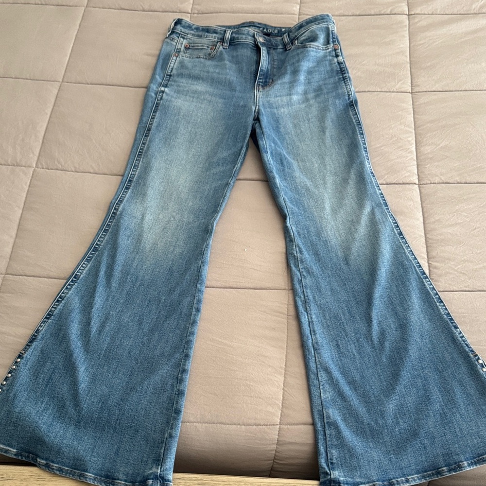 American Eagle Outfitters Light Blue Flare Jeans